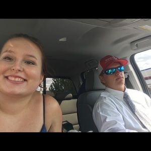 Meet your Posher, Destiny